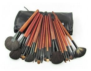 18pc Wood Makeup Brush